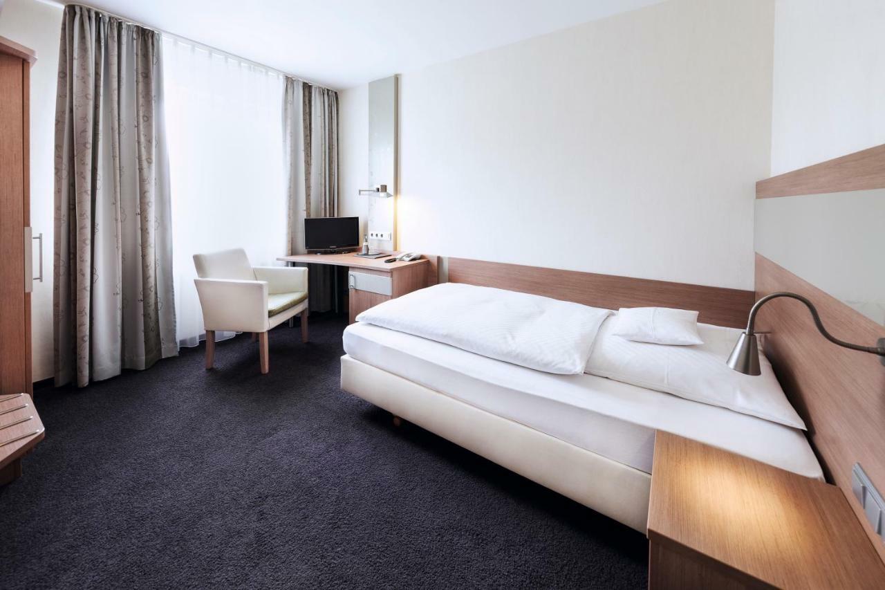 Hotel Rieth Böblingen Kültér fotó
